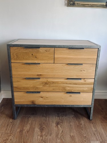 Matching oak furniture land
