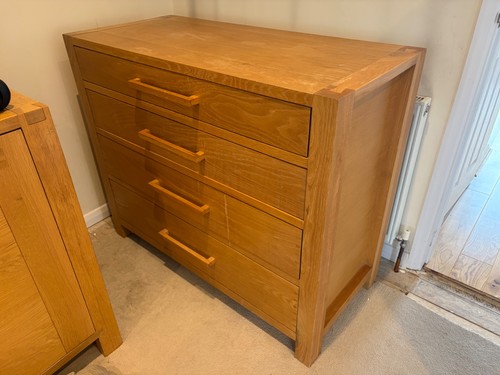 Light oak chest - , drawers