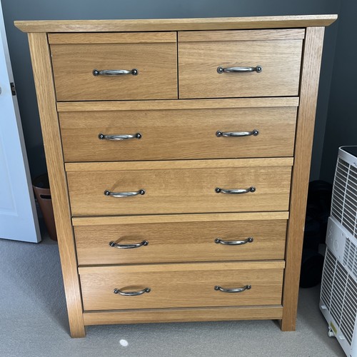 Chest drawers light - of,