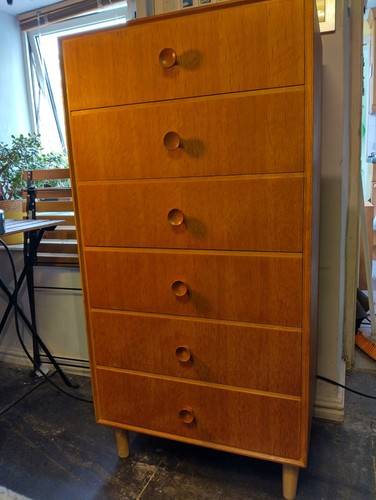Mid century meredew - mid, veneer