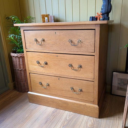Small antique oak - small, of