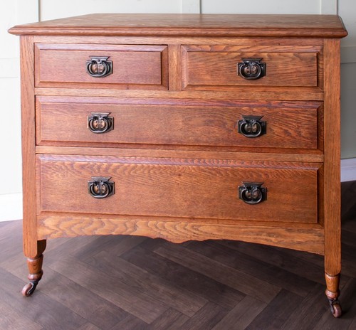 Arts crafts tiger oak chest - &,
