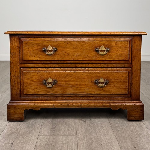 Antique 20th century - antique, low
