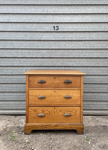 Antique arts and crafts - arts,