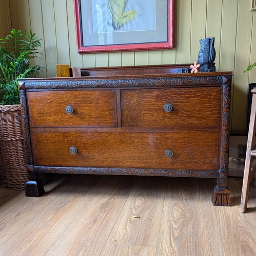 Low art deco chest - of, drawers