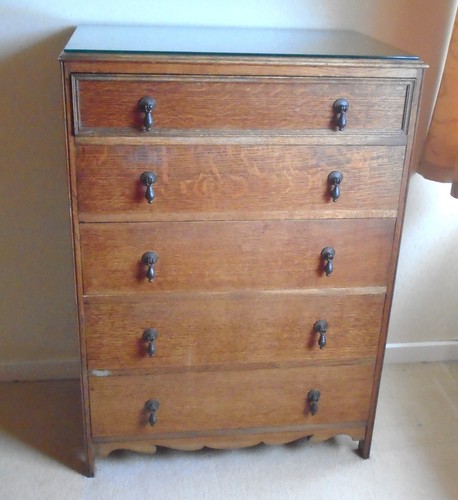 Vintage oak chest - oak,